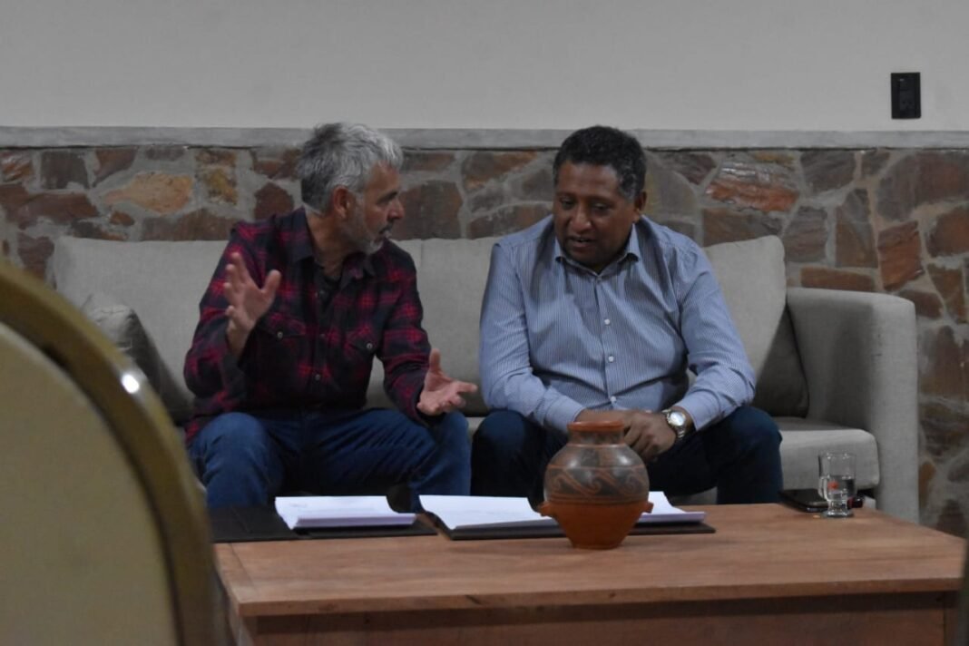 FIRMA DE CONVENIO ENTRE LA MUNICIPALIDAD DE ANTOFAGASTA DE LA SIERRA Y EL CONICET