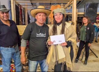 PREMIACIÓN STAND ARTESANOS VISITANTES