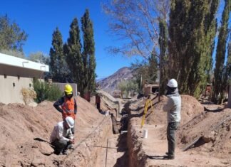 Avanzan obras de infraestructura en El Peñón con la línea de 33 KV y sistemas de cloacas