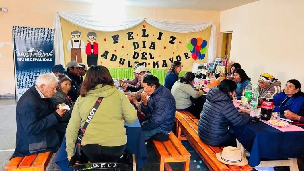EL PEÑÓN CELEBRÓ A SUS ADULTOS MAYORES